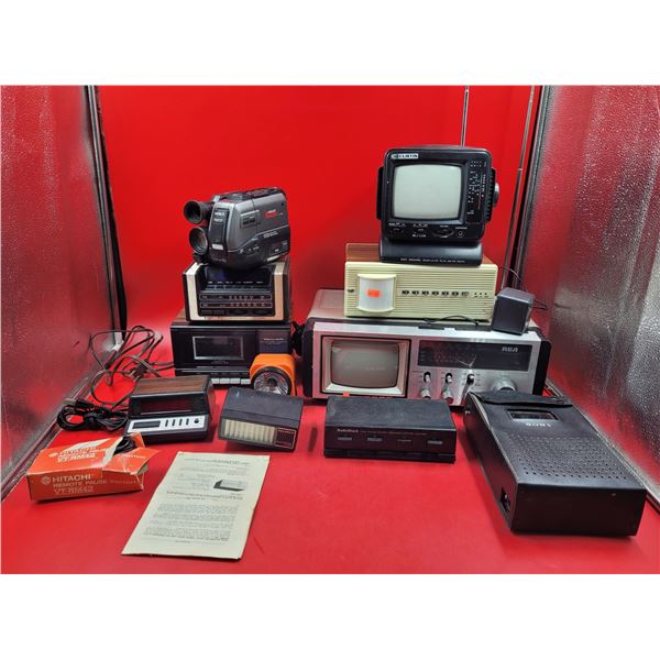 VTG Electronics Lot w/ Curtis Mini TV AM/FM Radio, Minolta Camcorder, & More