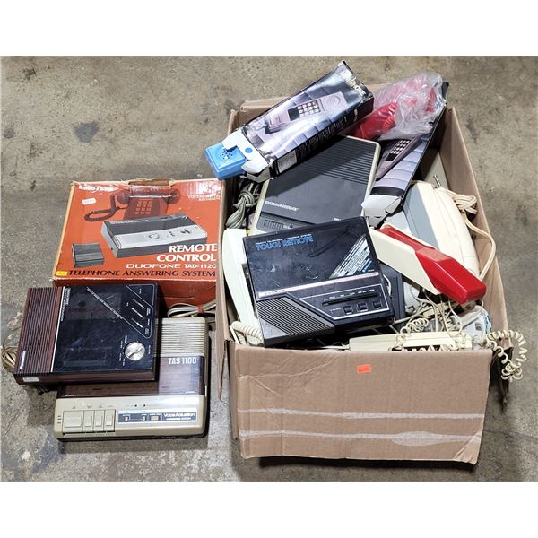 LG Lot of VTG Phones, Some NOS