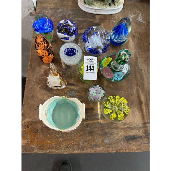 12-Ornate Paperweight/Fish Bowl - 12 X $