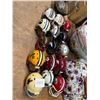 Image 4 : Floral Lidded Urn, Red Skins Souvenir Glasses, Mini Helmets, Table Items, Décor