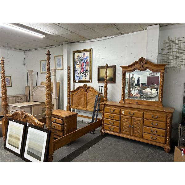Carved Oak Queen Poster Bed w/Dresser/Mirror/Nightstand Set