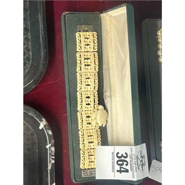 Ivory Style Bracelet w/Turtle