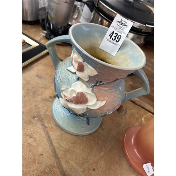 Roseville Floral Urn - Small Chip