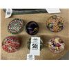 Image 1 : 6-Art Glass Paperweights - 6 X $