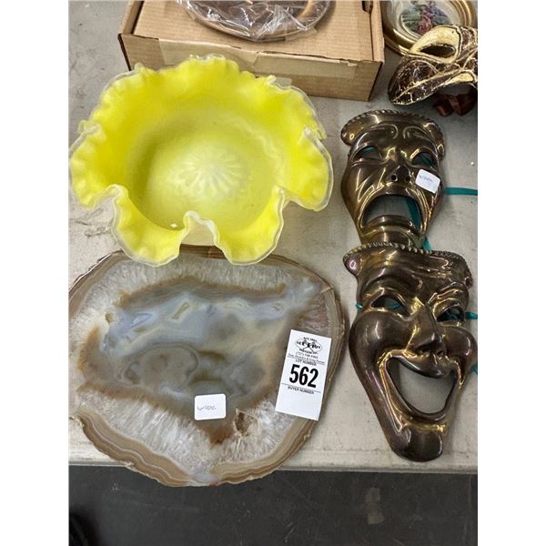 Agate Tray, Art Glass Bowl, Brass/Cast Mask/Décor