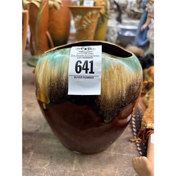 Robinson Ransbottom Co of Roseville Ohio Glazed Vase