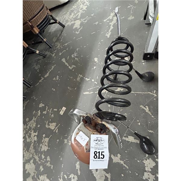 Golf Club Dog Decorator Statuary