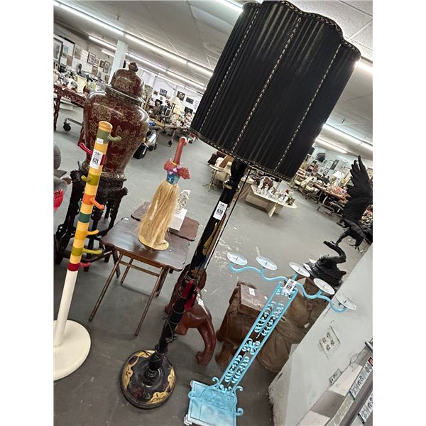Oriental Figural Motif Floor Lamp