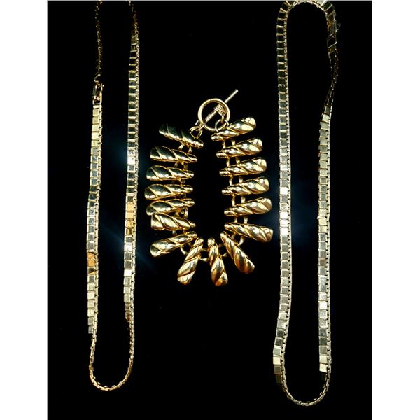 2 Matching Monet Necklaces and Anne Klein Bracelet