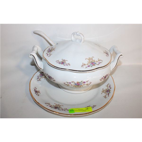 XL VINTAGE PORCELAIN SOUP TOUREEEN WITH PLATTER