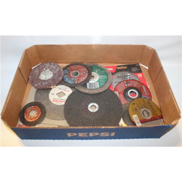 BOX OF GRINDING BLADES