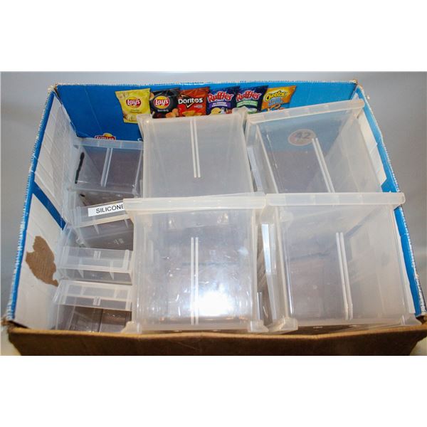 STACKABLE CONTAINERS U-LINE