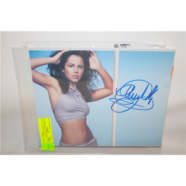 AUTOGRAPHED PICTURE OF CHERYL TWEEDY W COA