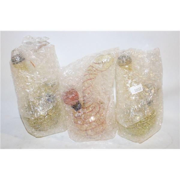 3 GLASS BONGS