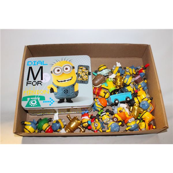 TIN LUNCH BOX WITH MINION TOYS