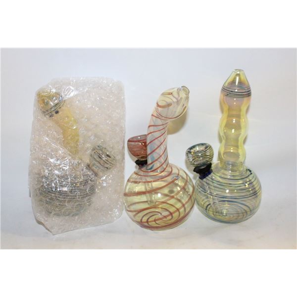 3 GLASS BONGS
