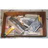 Image 1 : BOX OF VARIOUS DRYWALL TOOLS