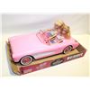 Image 1 : BARBIE DOLLS & PINK CONVERTIBLE