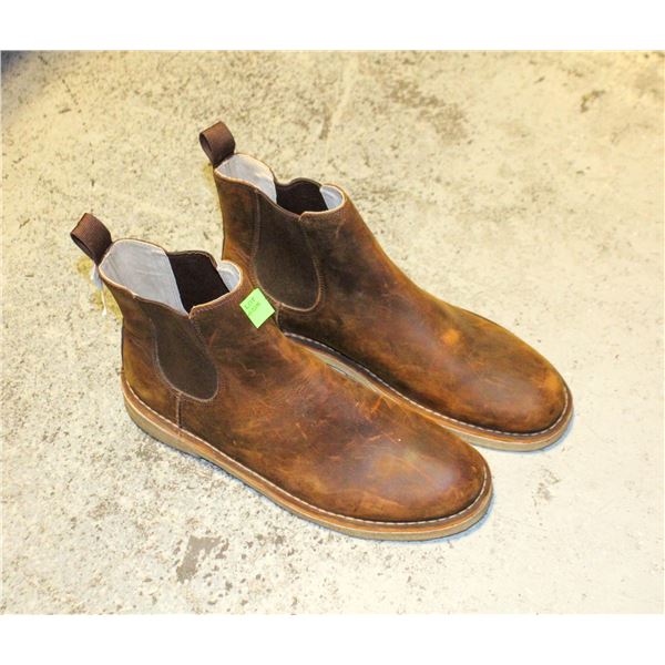 NEW MENS 12 CLARK LEATHER BOOTS