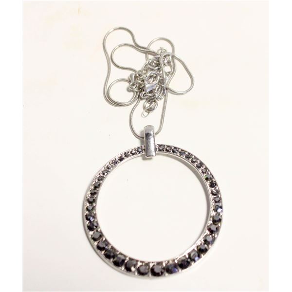 RHINESTONE ACCENT CIRCLE ADJUSTABLE NECKLACE