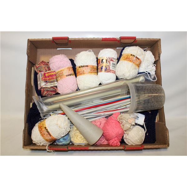 CROCHET SPOOLS, HOOKS, AND ACCESORIES