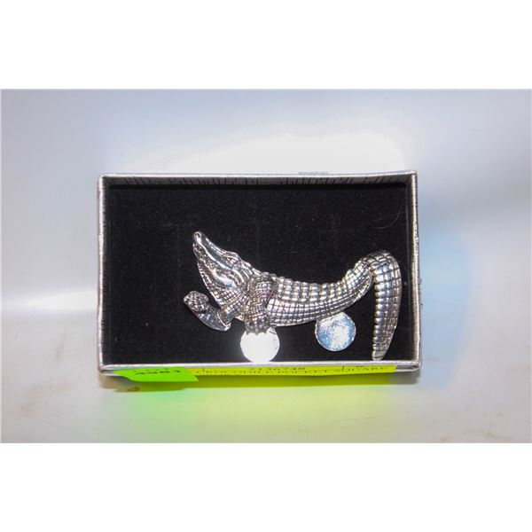 NEW CROCODILE POCKET SQUARE ACCESSORY