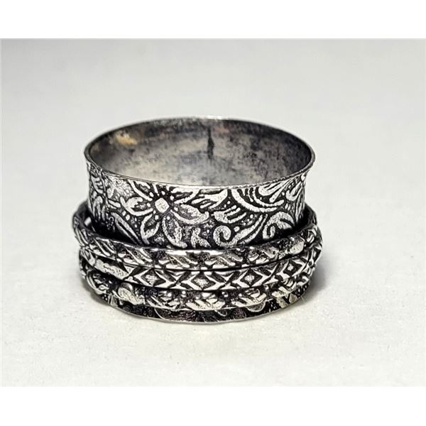 22)  HEAVILY CARVED SILVER TONE SIZE 8