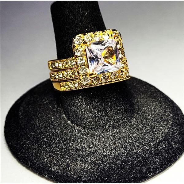 26)  GOLD TONE 3 PCE WEDDING SET CONSISTING