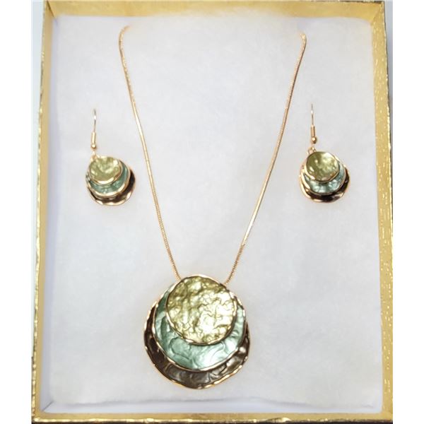 7)  GOLD TONE WITH SHADES OF GREEN DROP