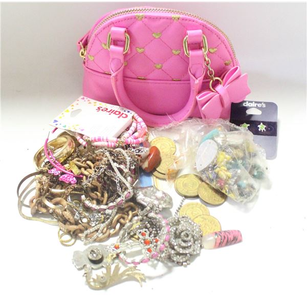 CLAIRES PURSE NEW FULL OF JEWELLERY