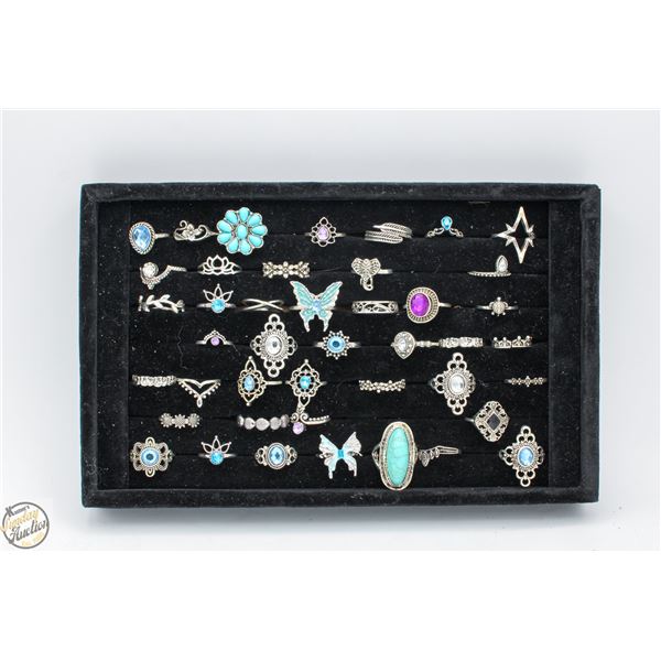 SET OF OVER 40 LADIES RINGS