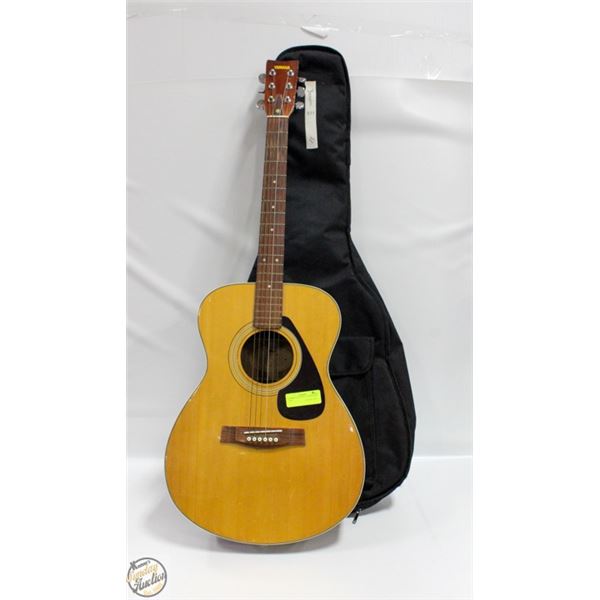 YAMAHA ACOUSTIC 331 WITH SOFT CASE