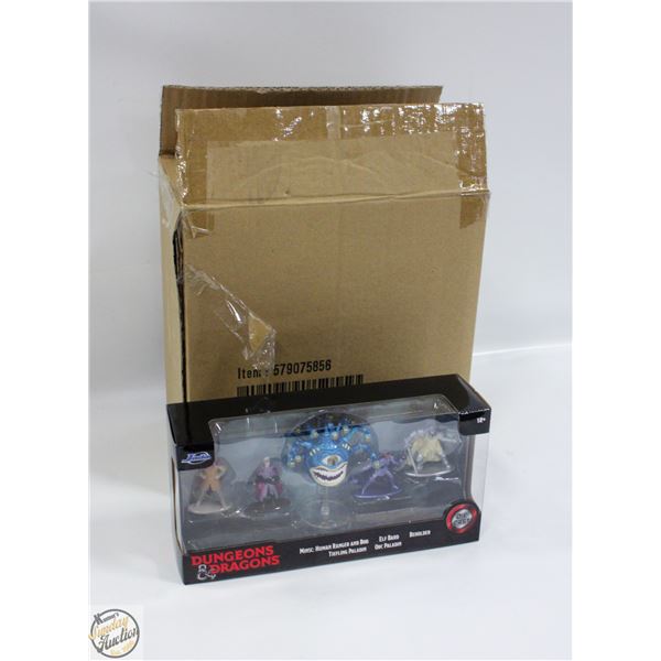 CASE WITH 4 DUNGEONS AND DRAGONS ACTION SETS