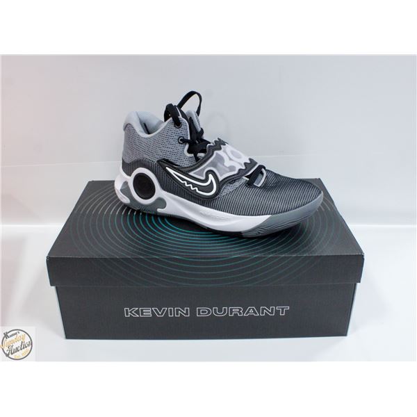 NEW NIKE MEN'S KD TREY SIZE 10