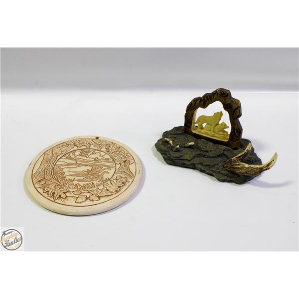 PAIR OF STONE WILDLIFE DECOR PIECES