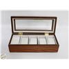 Image 1 : 5 SLOT WOOD AND LINEN WATCH BOX