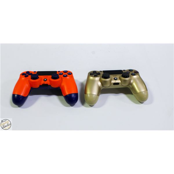 2 PS4 CONTROLLERS