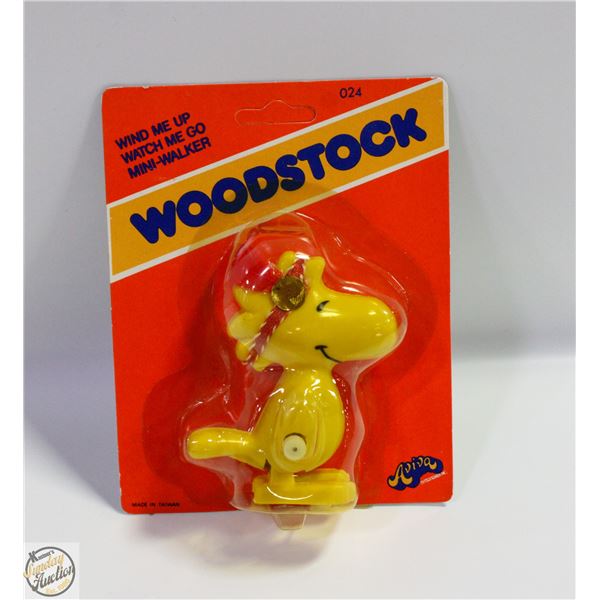 SEALED 1960'S AVIVA PEANUTS WOODSTOCK