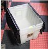 Image 1 : 3 -PLASTIC STORAGE TOTES 45L, W. LOCKING LIDS