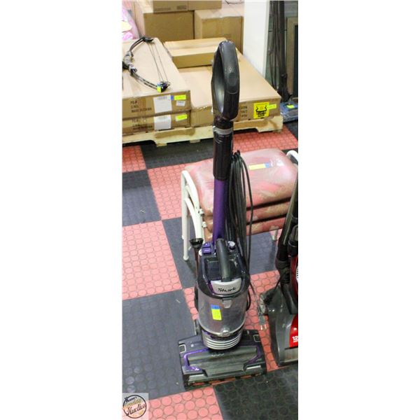 SHARK DUOCLEAN WITH SELF CLEANING BRUSHROLL