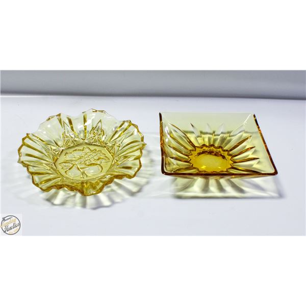 PAIR OF AMBER/DEPRESSION STYLE GLASS