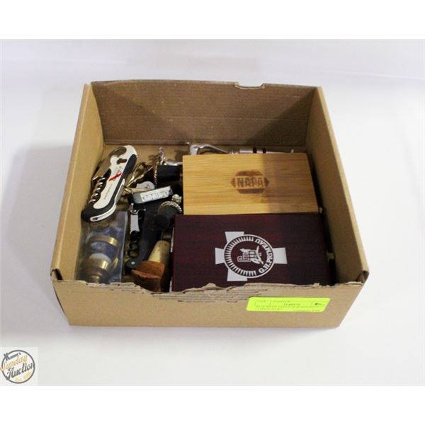 BOX WITH VINTAGE & NOVELTY CORKSCREWS