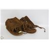 Image 1 : MINNETONKA 7.5 FRINGE MOCASSINS-ESTATE
