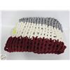 Image 1 : CHUNKY KNIT BLANKET HANDMADE SUPER SOFT-ESTATE