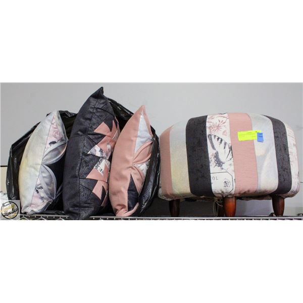 DESIGNER OTTOMAN WITH 3 PILLOWS