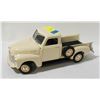 Image 1 : SCALE 1/18 (10.5") 1953 CHEVROLET PICKUP TRUCK