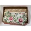Image 1 : VINTAGE CHRISTMAS LINENS  - 4 RUNNERS PINK