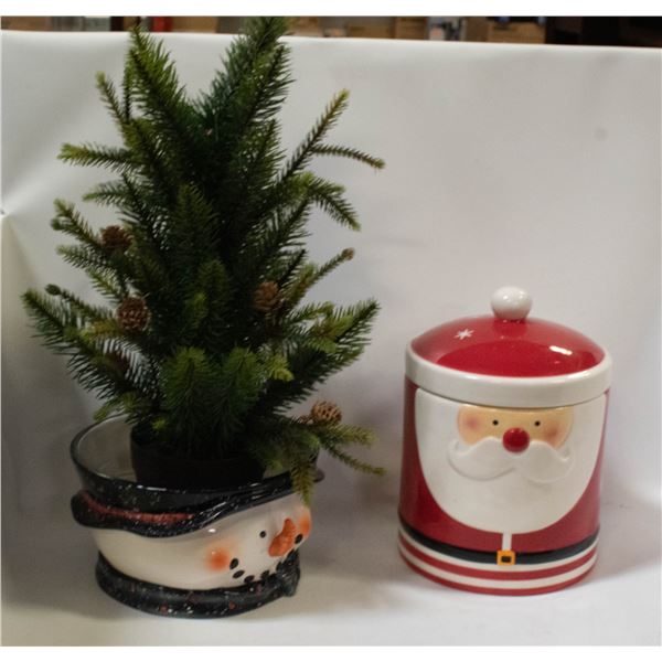 CHRISTMAS CERAMIC SANTA COOKIE JAR,