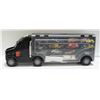 Image 1 : TRUCK-HAULER CARRYING CASE + 40 CARS HOTWHEELS ETC