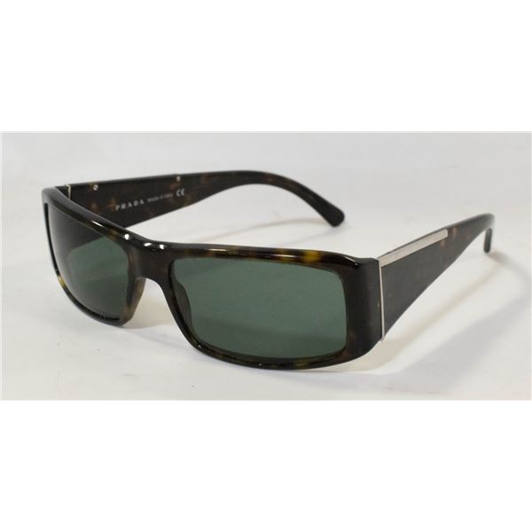 PRADA DARK FRAMED SUNGLASSES